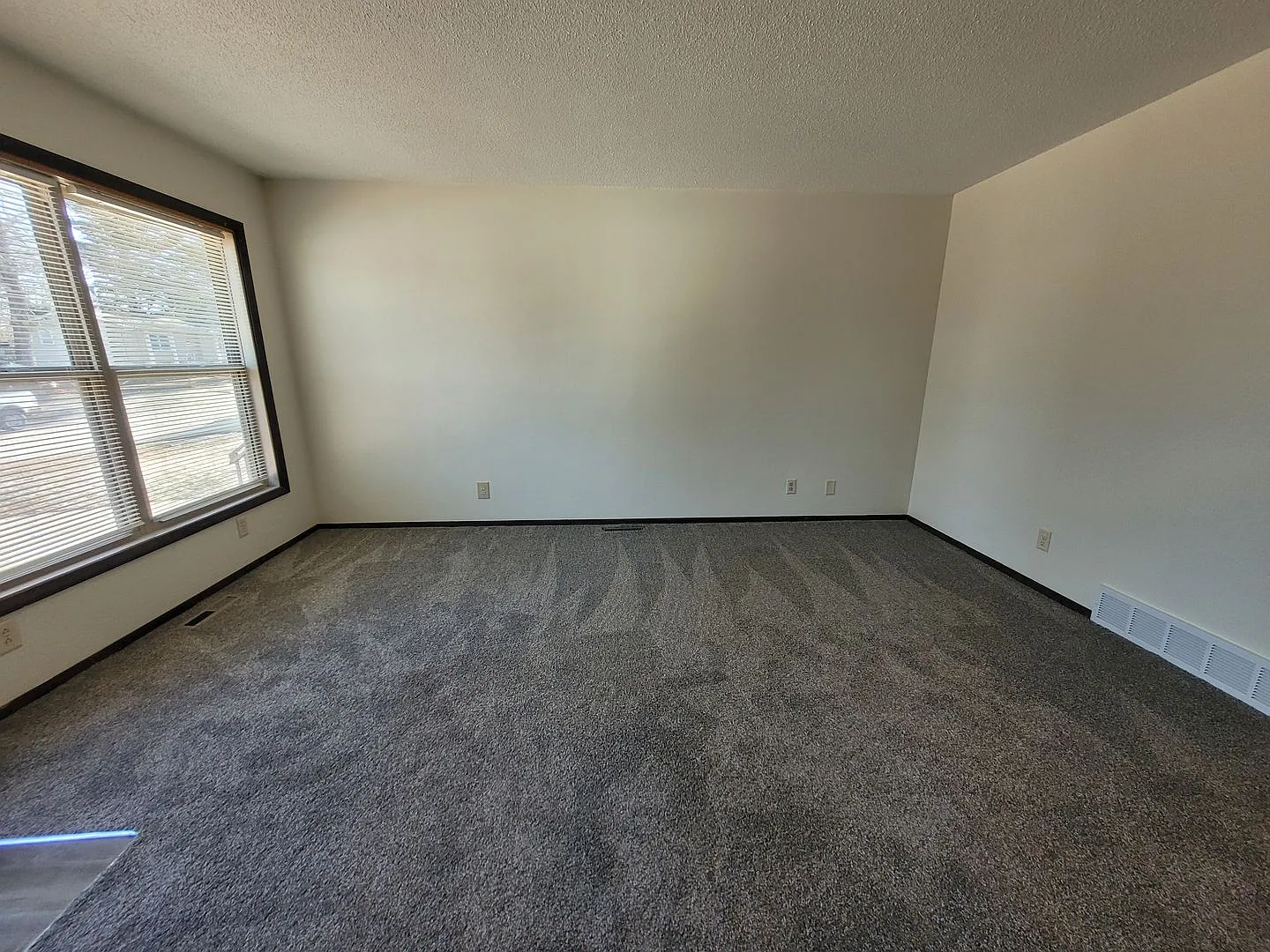 3810-3812 SW 3rd Street — Photo 4