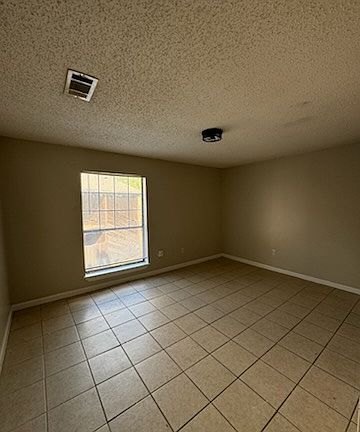 3rd image of 1612 Cedar Lake Dr #C