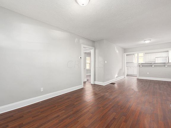 4th image of 294 Brehl Ave