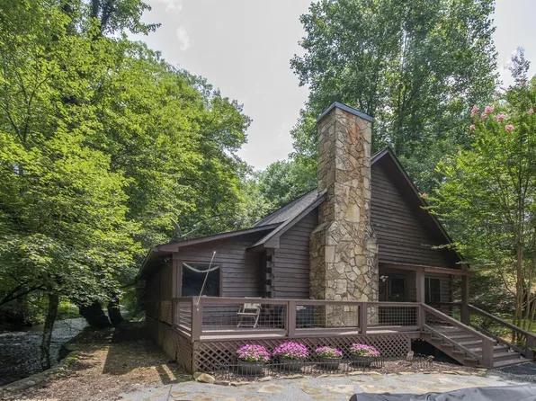 201 Eagle Fork Rd, Hayesville, NC 28904