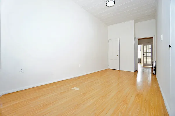 Rented by Corcoran | media 14