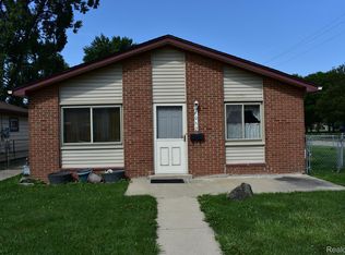 6052 Harold St, Taylor, MI 48180