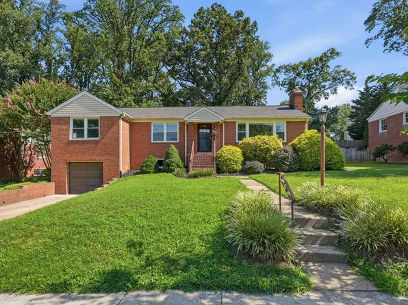 5223 Yorktown Blvd, Arlington, VA 22207