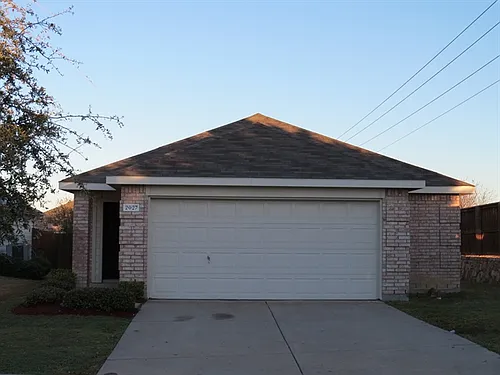 2027 Angel Way Photo 1
