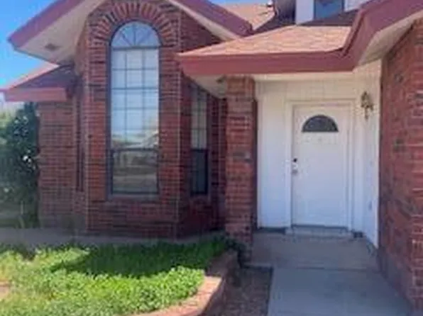 1016 Desierto Luna St, El Paso, TX 79912