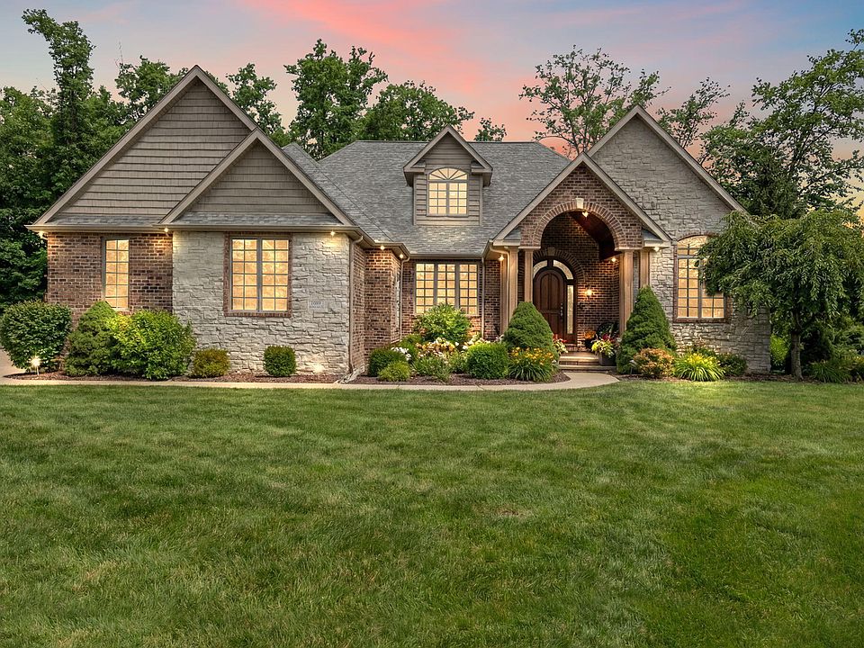 1st image of 1089 George Ade Ct