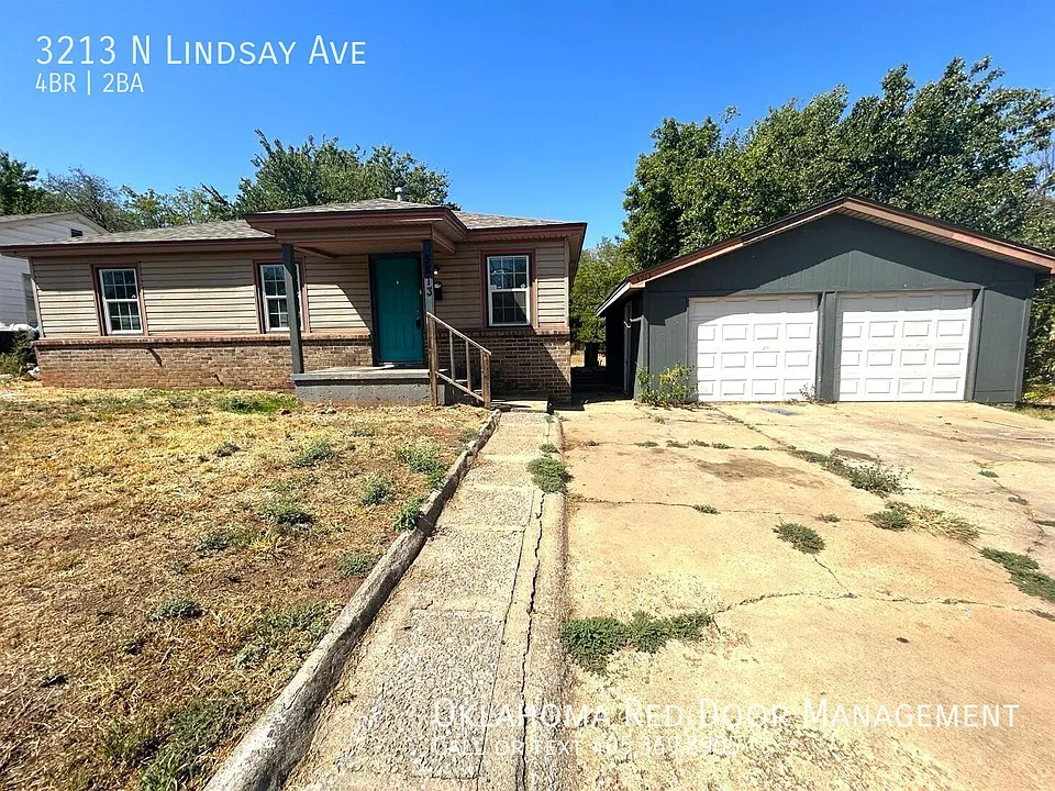 3213 N Lindsay Ave