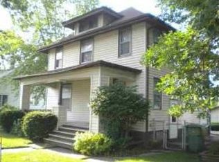 406 5th St, Durant, IA 52747