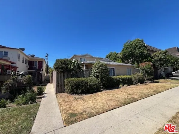 13358 Victory Blvd, Van Nuys, CA 91401