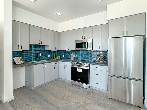 3rd image of 4558 30th St #323