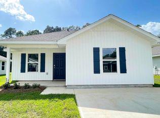 2553 Sutton Place Dr, Cantonment, FL 32533