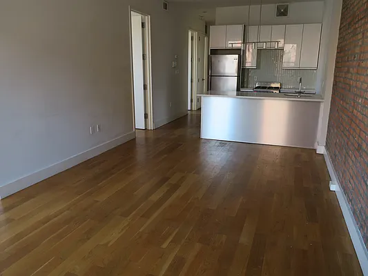 Rented by Nest Seekers International | media 16