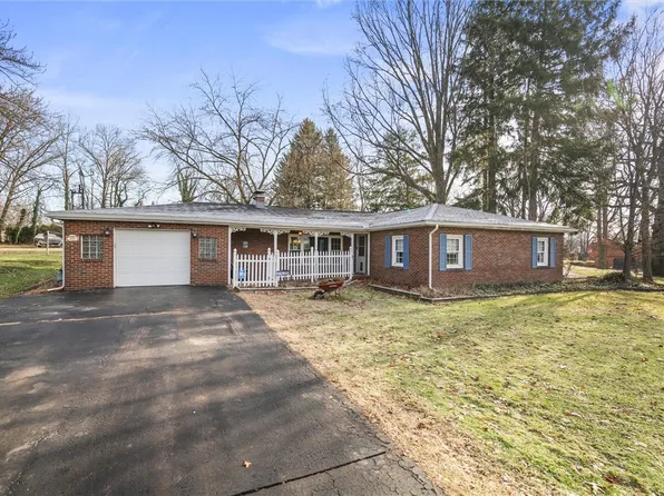 199 Ellis Ave, Hermitage, PA 16148