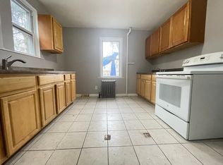 97 Stegman St #2E, Jersey City, NJ 07305