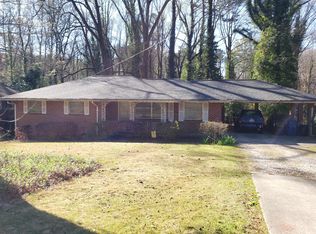 2872 Arrowood Dr, East Pt, GA 30344