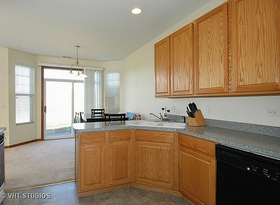 5th image of 6733 Slate Dr