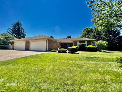 925 Whispering Trl, Greenfield, IN, 46140