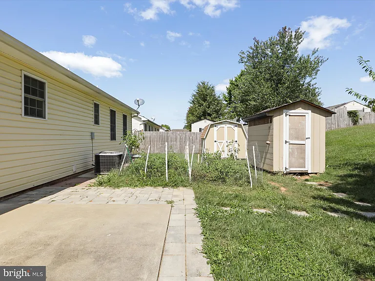 1114 Ashby St — Photo 20
