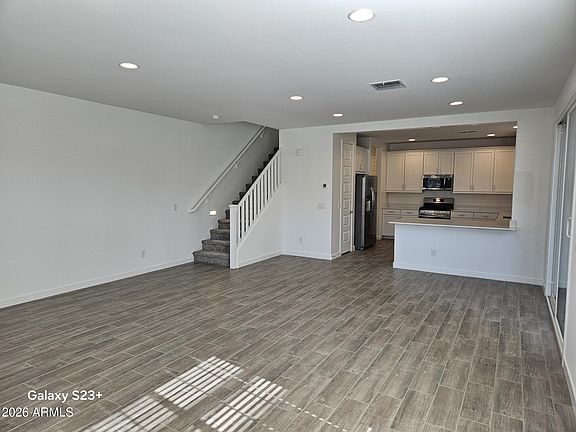 4th image of 8254 E Prairie Ave