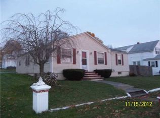 375 Princess Ave, Cranston, RI 02920