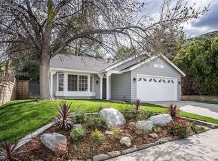 28512 Victoria Rd, Castaic, CA 91384