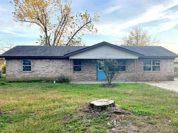 402 W Denton Ave, Sallisaw, OK 74955