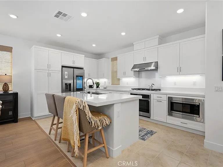 291 Heartland Way — Photo 16