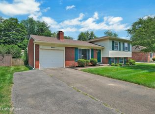 2401 Langdon Dr, Rolling Hills, KY 40242