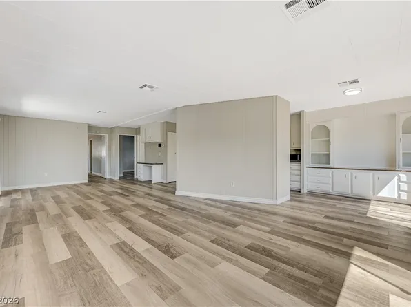 3619 Katmai Dr, Sunrise Manor, NV 89122