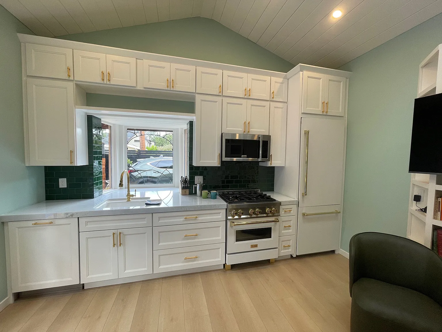 1062 High St — Photo 4