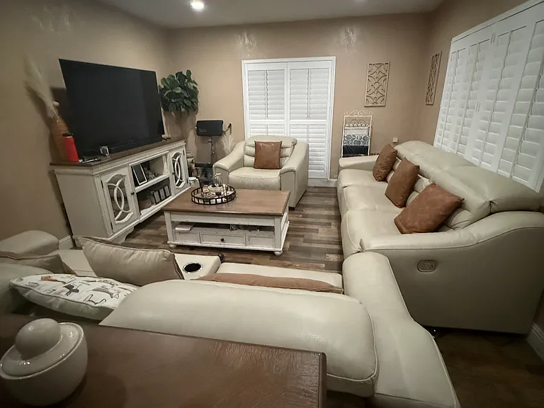 1801 N Funston Ave — Photo 4