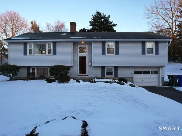 58 Berkeley Place, Newington, CT 06111