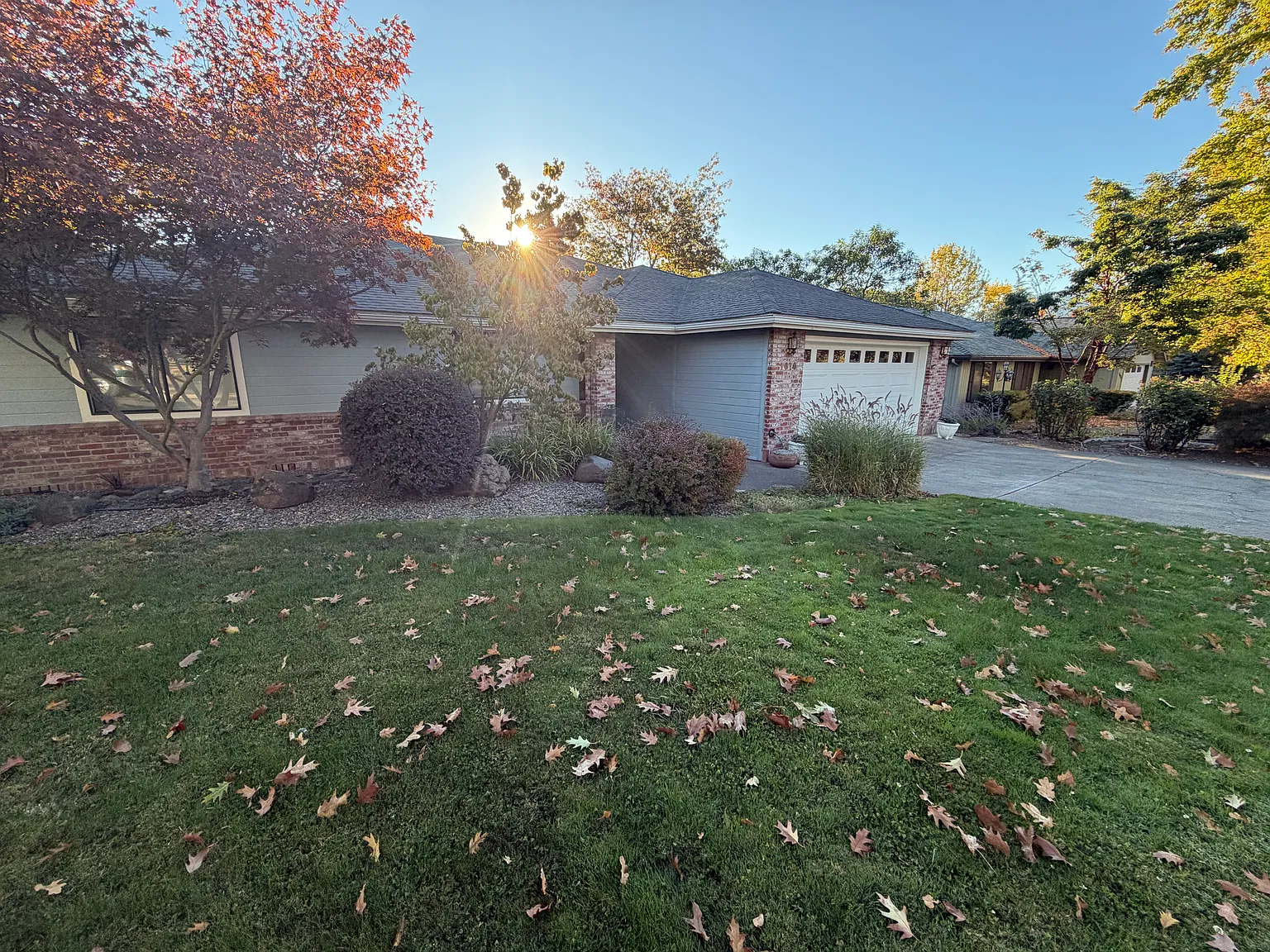 4 bed, 2750 sqft, $3,500 — Photo 2