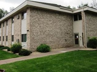 107 3rd St SW #B102, Hinckley, MN 55037