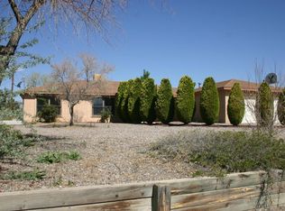 1513 36th Cir SE, Rio Rancho, NM 87124