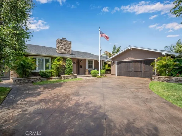 12831 Foster Rd, Los Alamitos, CA 90720