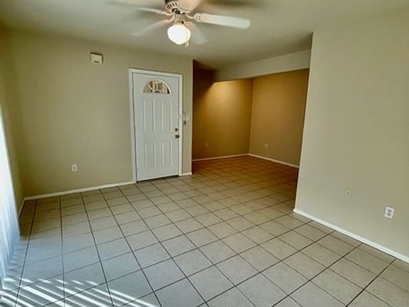 3rd image of 1500 Lake Shore Dr APT 211