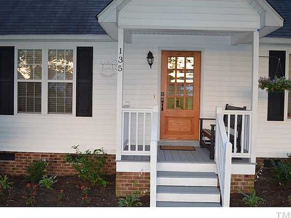 4th image of 135 Christine Dr