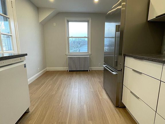 4th image of 66 Church St #2