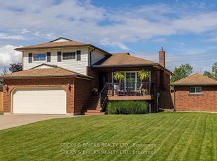 8238 Lexington Ct, Niagara Falls, ON L2H1W4