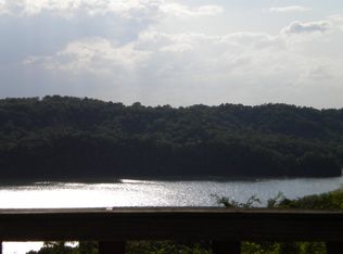 6227 Oak Hill Rd, Byrdstown, TN 38549