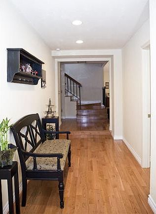 2nd image of 11016 Alonda Ct