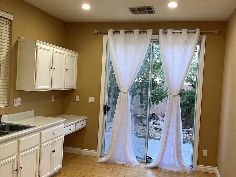 306 Winery Ridge St — Photo 6