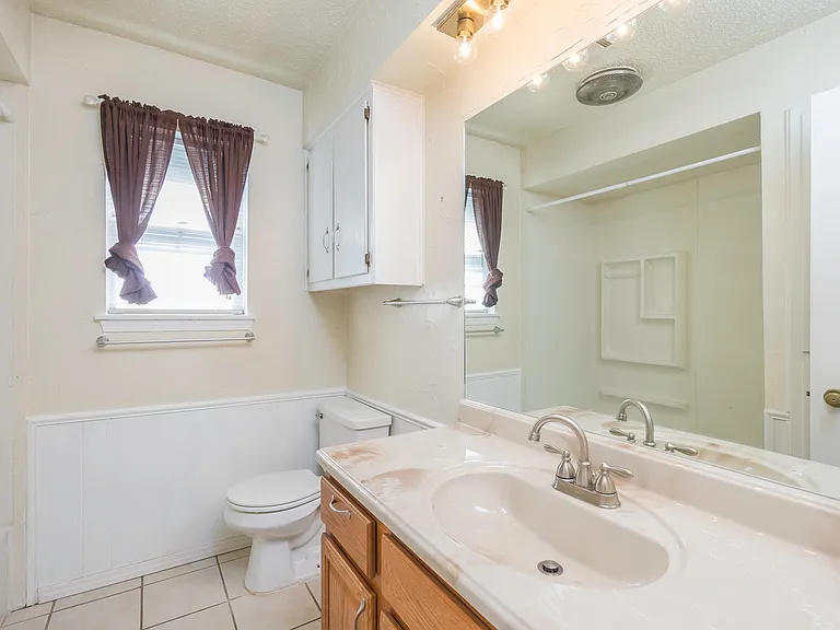 1302 Sequoyah Ave — Photo 6