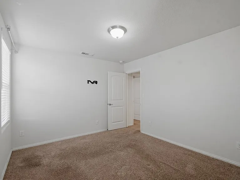 6910 Kate Reed Dr — Photo 31