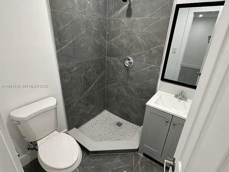 10825 SW 145th Pl #2 — Photo 4