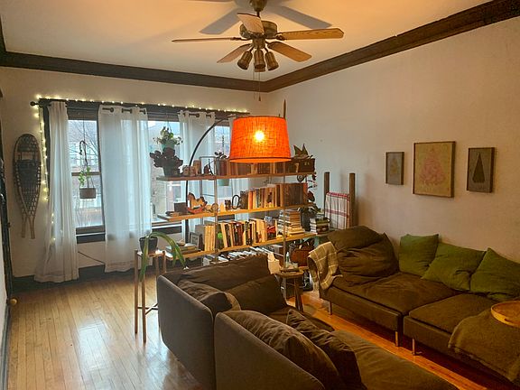 4th image of 1452 W Balmoral Ave #2