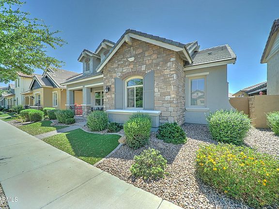 3rd image of 4489 E SKOUSEN Street