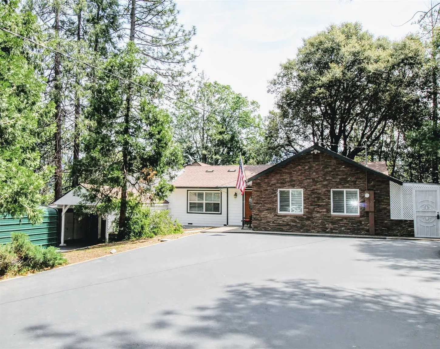 36125 Cedar Ln photo 1