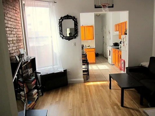 Rented by Tosh Marks Property Group | media 6